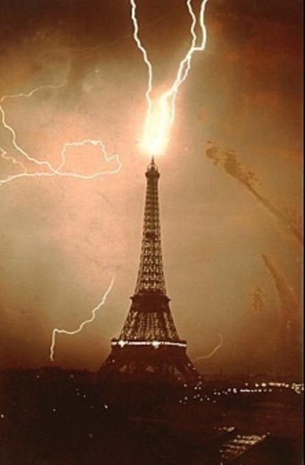 [Eiffel+Tower+Lightning.jpg]