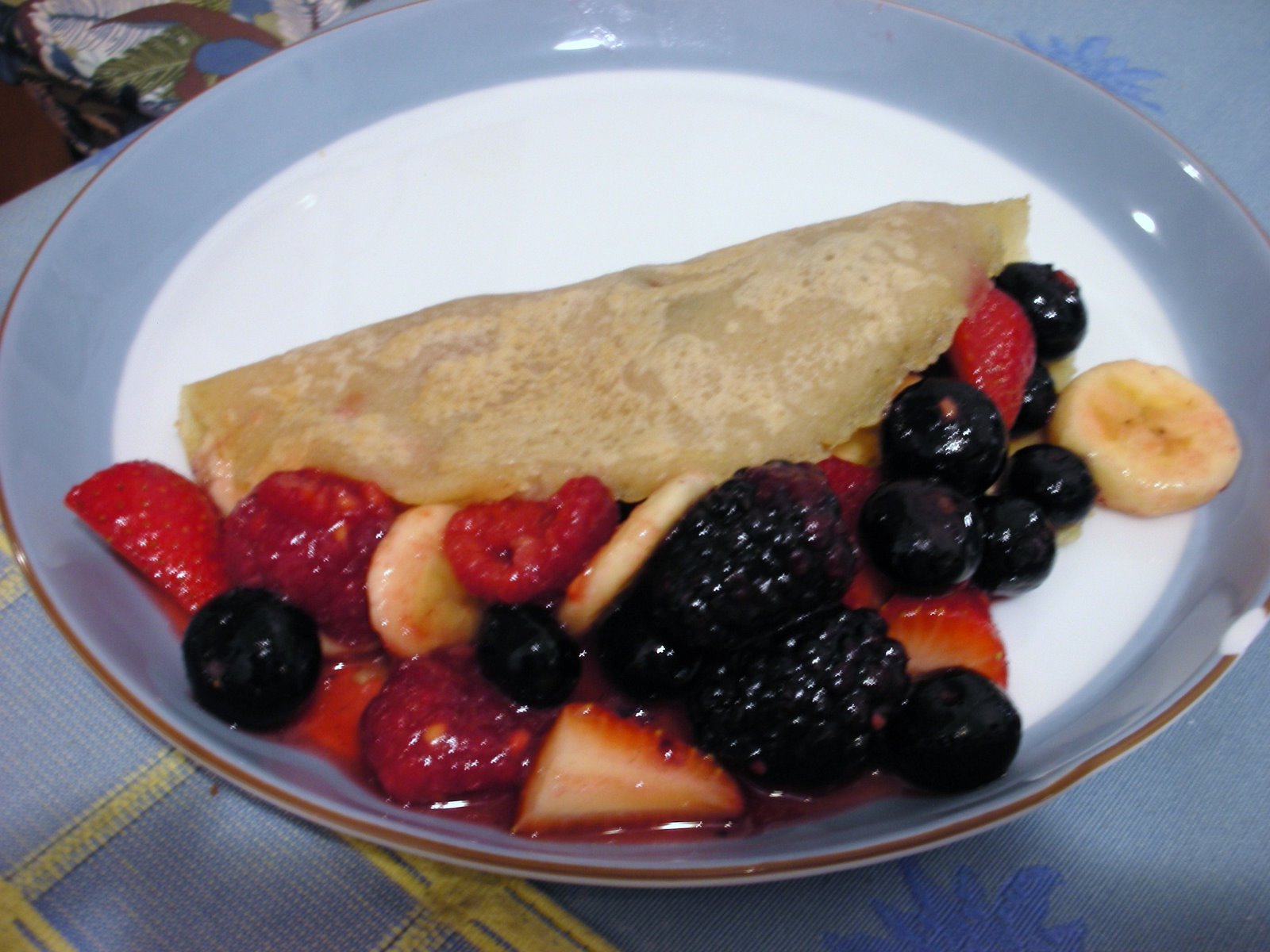 [Berry-Filled+Crepes.JPG]