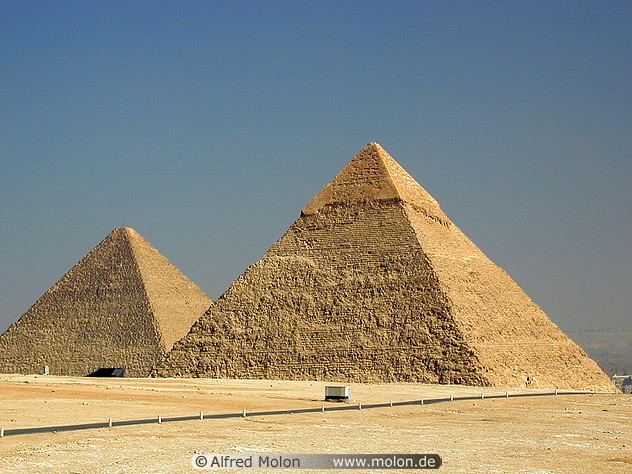 [23 Cheops and Chephren Pyramids.jpg]