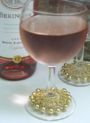 [k235 Gold Wine Glass Skirt-2-400_small.jpg]