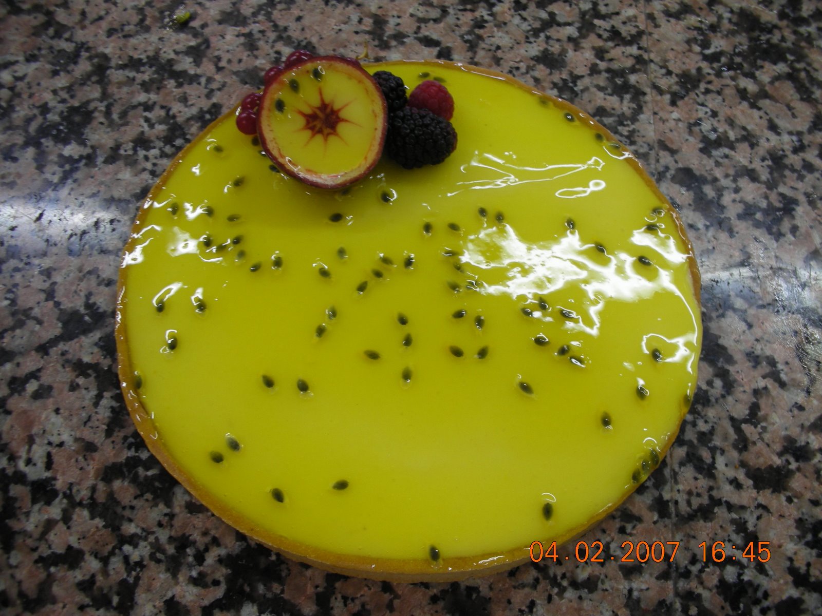 [Passionfruit+and+Raspberry+tart.JPG]