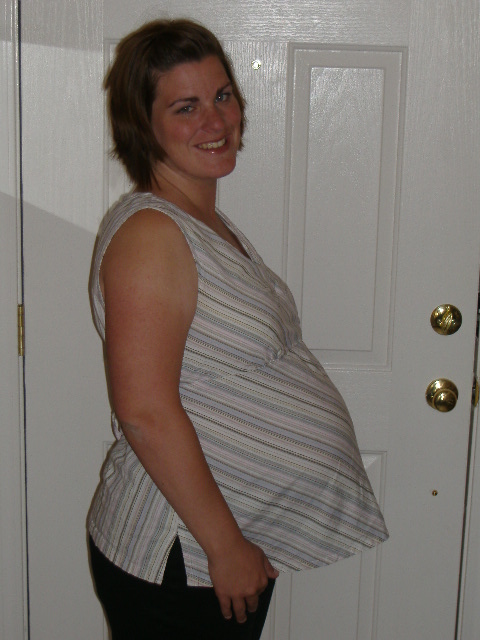 [39+weeks+and+party+005.jpg]