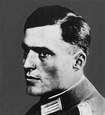 [Stauffenberg.jpg]