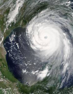 [235px-Hurricane_Katrina_August_28_2005_NASA.jpg]