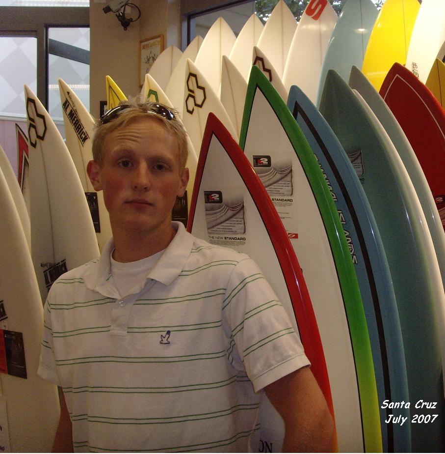 [web_2007-July23-Allen-Halversen_surf-dude.JPG]