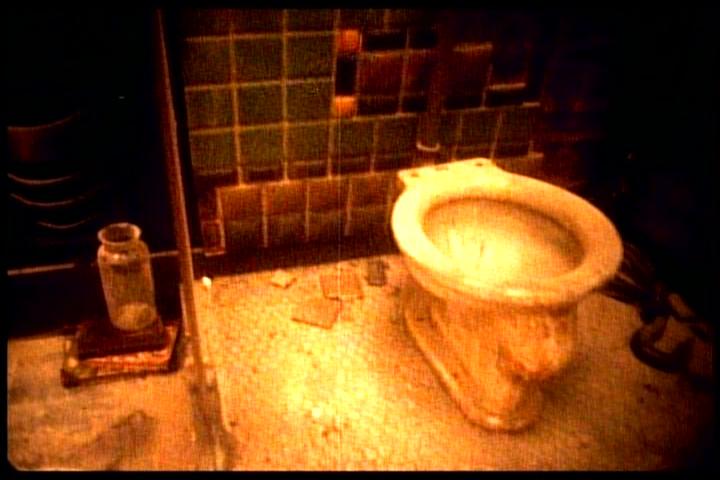 [toilet.JPG]