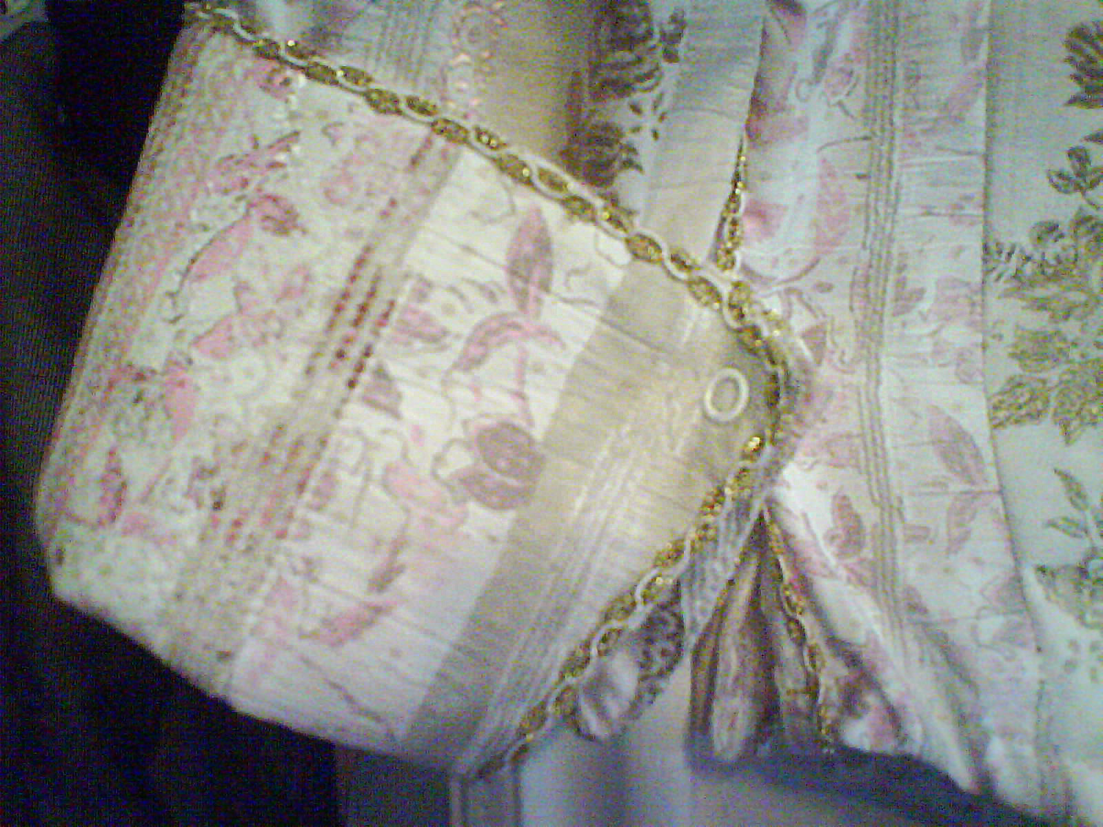 [7th_jR_white_Pink_+palace_shirt_5.JPG]