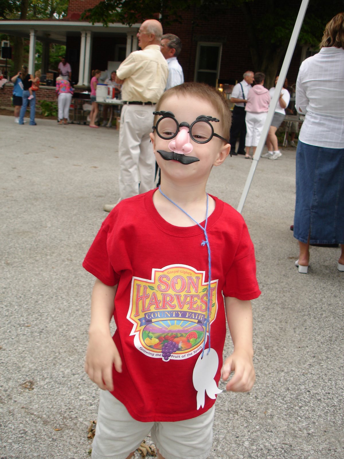 [Groucho+Goes+to+VBS.jpg]