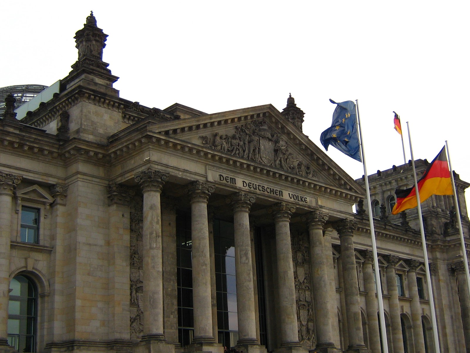 [19+Reichstag.jpg]