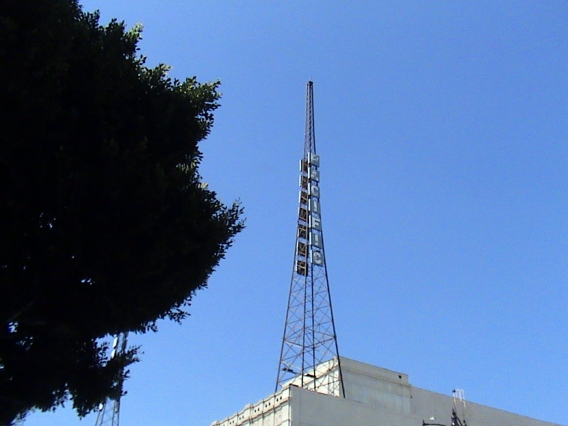 [Pacific+Theater+tower.JPG]