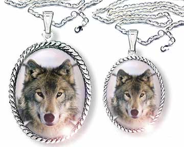 [pendant06-silverrope-wolf.jpg]