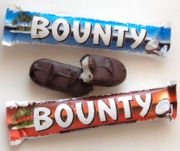 [bounty+bars.jpg]