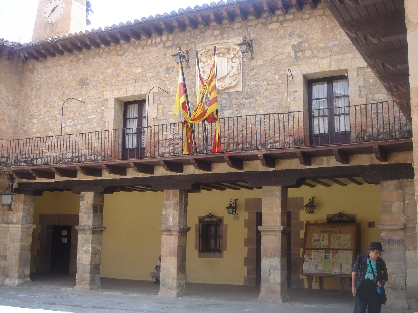 [Albarracín.+Ayuntamiento.+S.+XVI.JPG]
