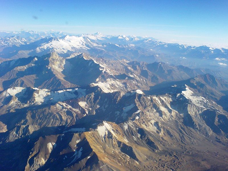 [800px-Cordillera_de_los_Andes.jpg]
