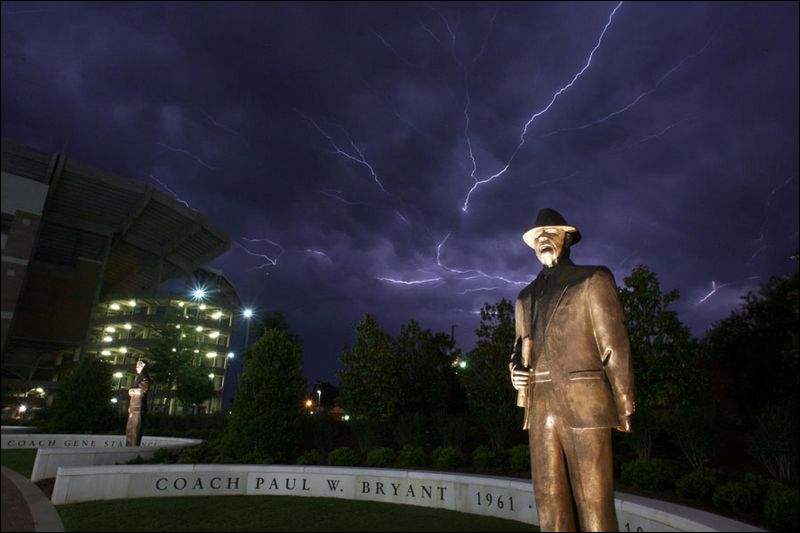 [Bryant+Statue+With+Lightning.jpeg]