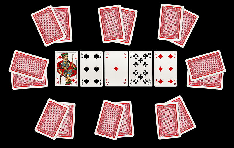 [800px-Poker-Texas-Holdem-multiplayer.jpg]