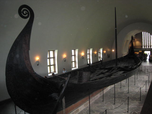 [564+Oslo_Museu_Viking.jpg]