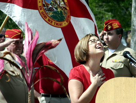 Singing The Star Spangled Banner on Memorial Day 2008