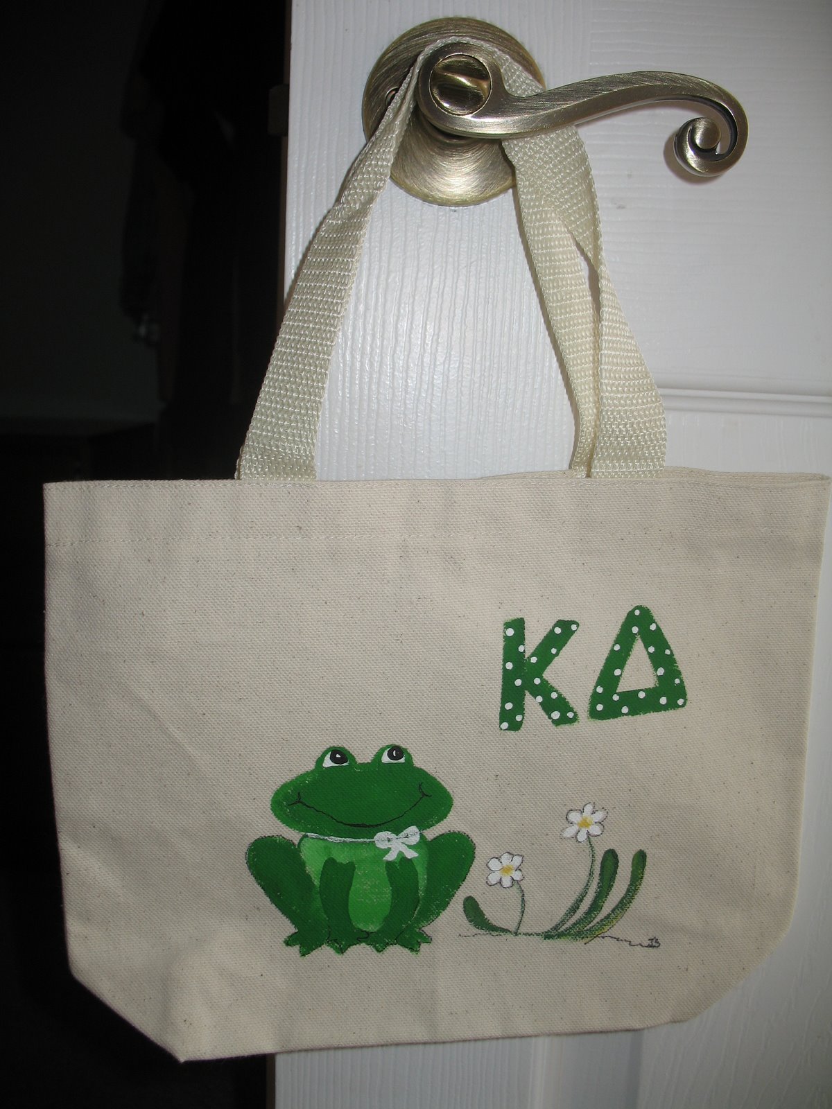 [KD+frog+tote+bag.jpg]