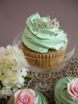 TiffanysTiara Cupcake