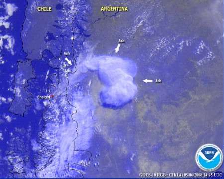 [satelite+volcan.jpg]