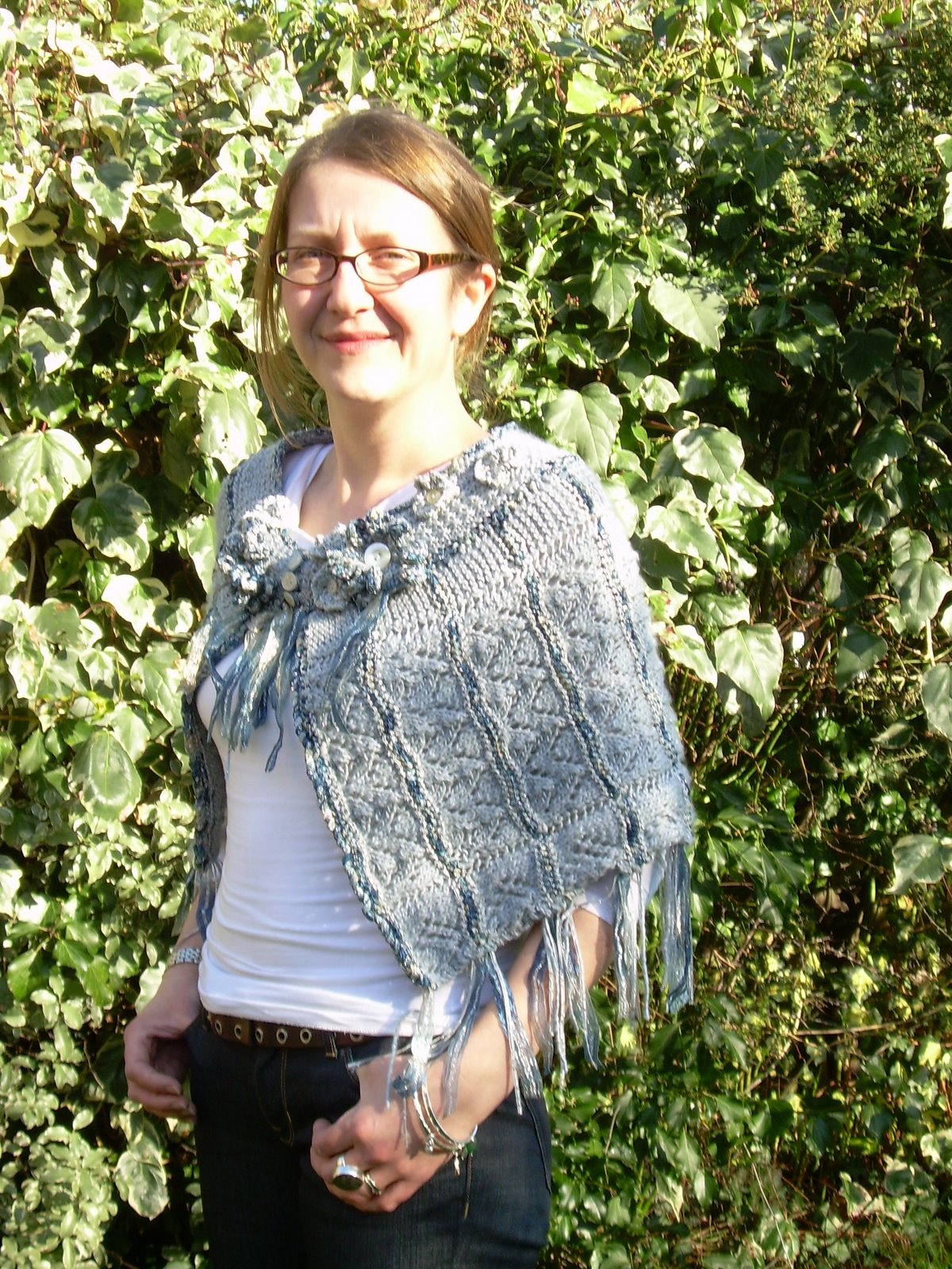 [Completed+Cameo+Shawl.JPG]