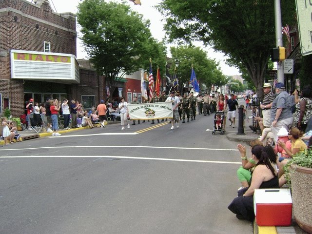 [parade2008.jpg]