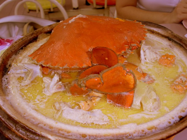 [PICT0010+crab.JPG]
