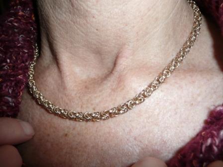 [mum+necklace.JPG]
