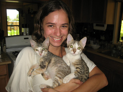 [Sarah+cat+girls.jpg]