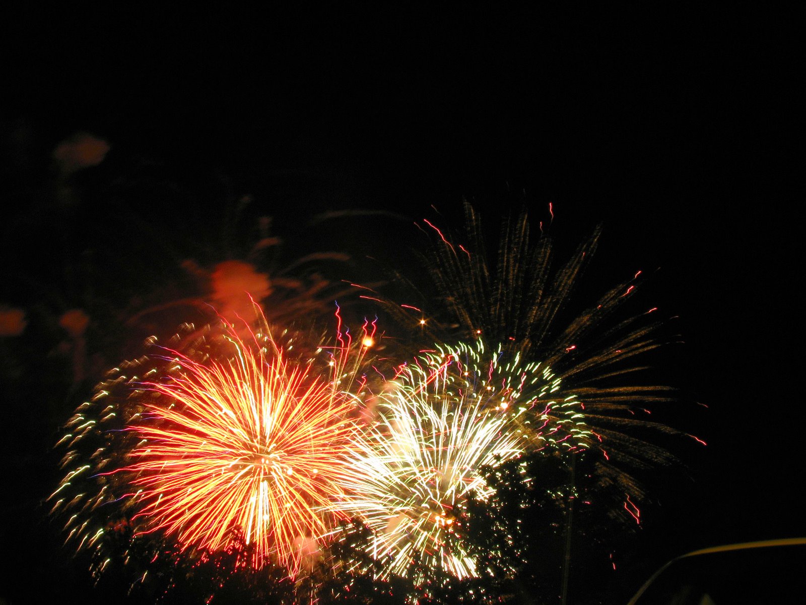 [fireworks+070408.jpg]
