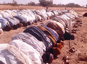 [muslims-praying.jpg]
