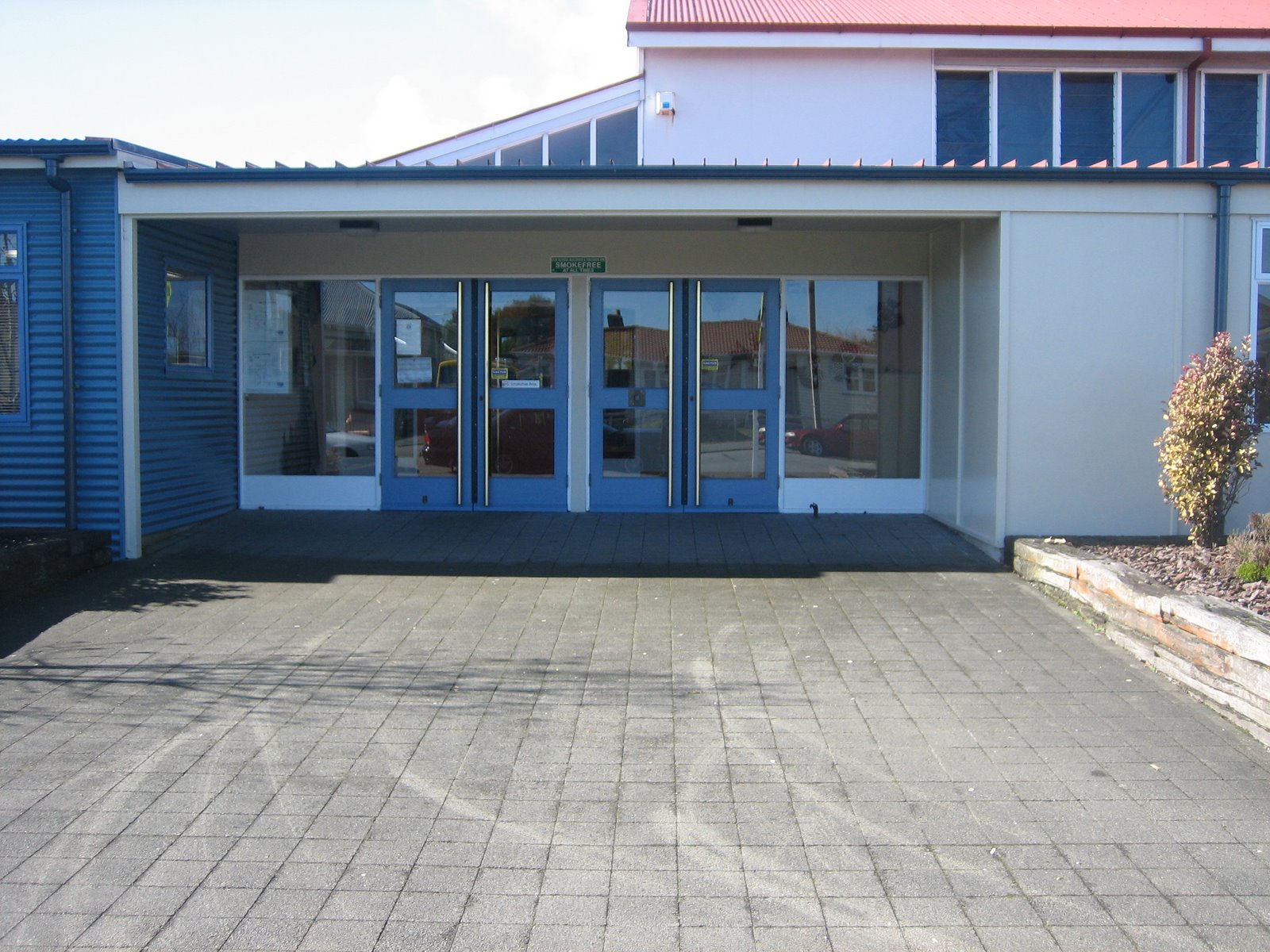 [Highschool+-+Main+Entrance.jpg]