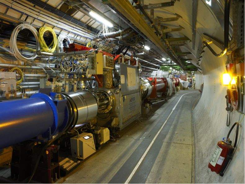 [Large-Hadron-Collider-23.jpg]