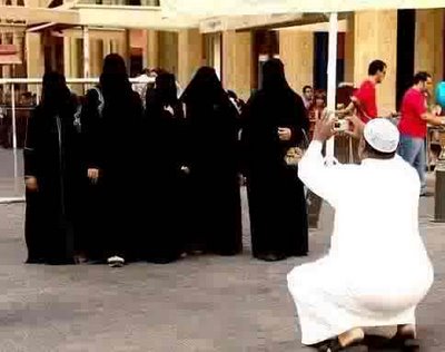[Islamic%20women%20photo.jpg]