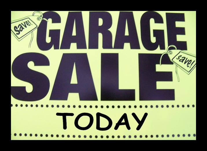 [garage+sale+signAA.jpg]