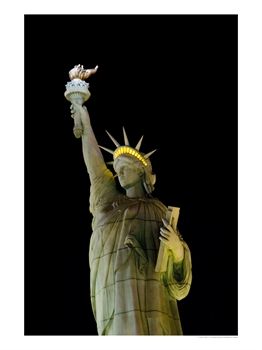 [993600~The-Statue-of-Liberty-Shines-in-the-Night-Sky-Along-the-Strip-Las-Vegas-Nevada-Posters.jpg]