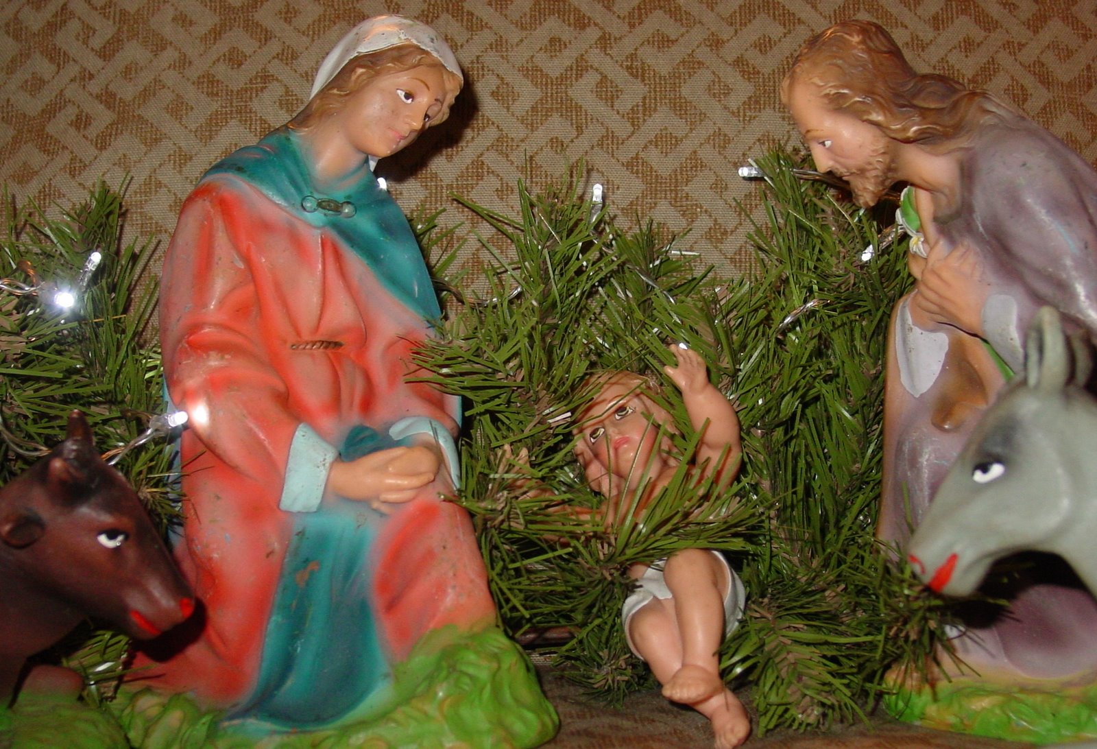 [child's+nativity+scene.JPG]