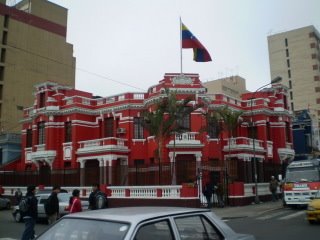 La embajada de chávez y maduro en Lima o en Buenos Aires
