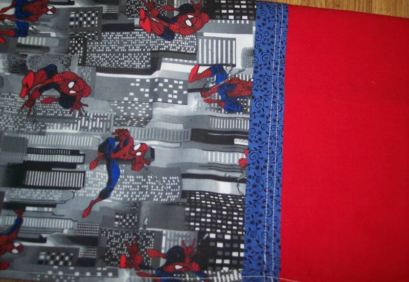 [spiderman+pillowcase.jpg]