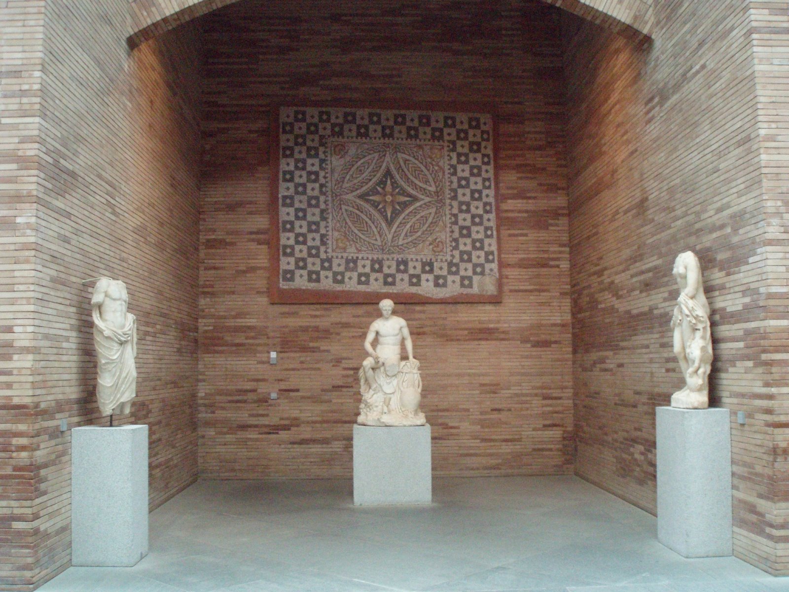 [MÃ©rida+-+Museu+de+Arte+Romana+-+Maio+2007+(12).JPG]