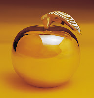 The Rotten Apple in My Life actually Turned Out to be a Real Golden Apple!