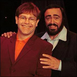 [_41145438_elton_pavarotti_bbc2.jpg]