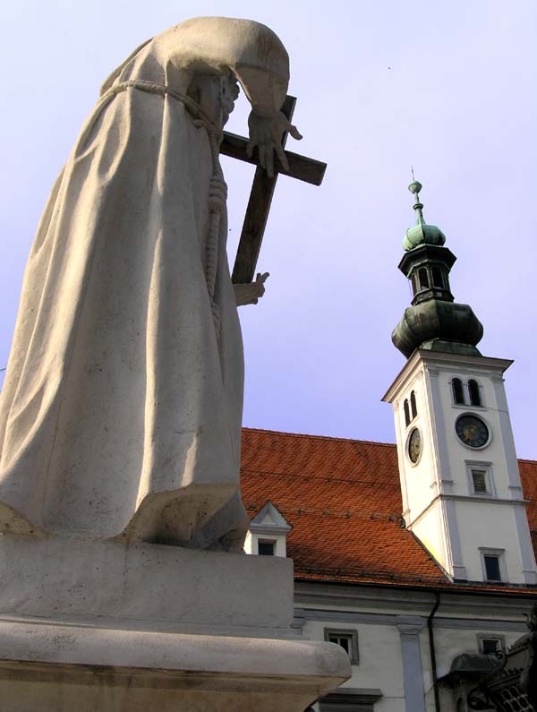[Maribor-Plague-monument2.jpg]