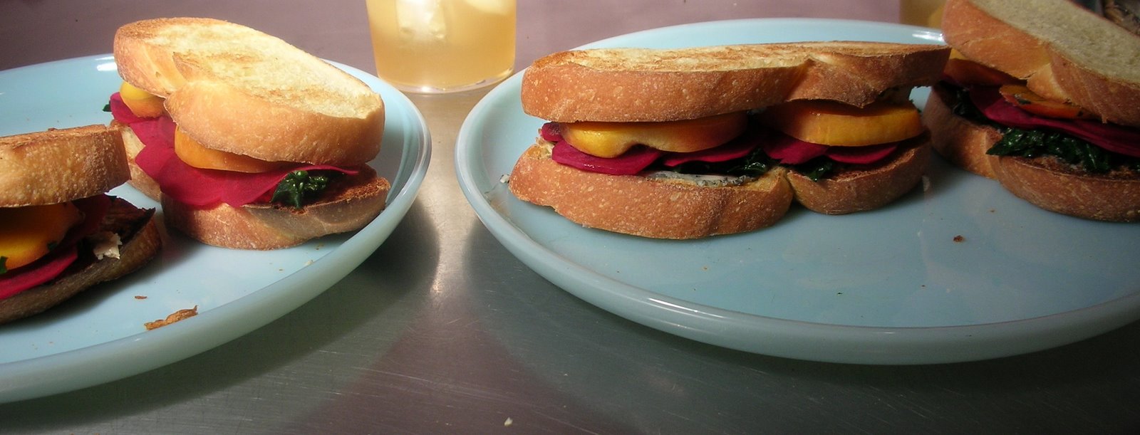 [beet+peach+sandwich.JPG]