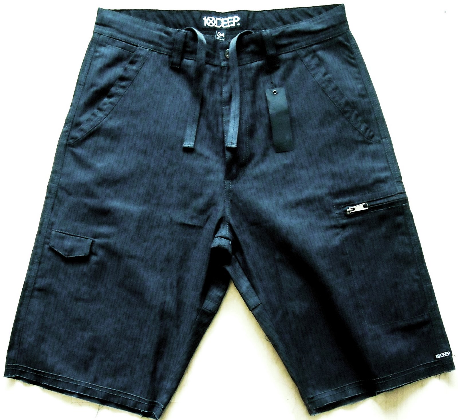 [10+DEEP+black+shorts+front.JPG]