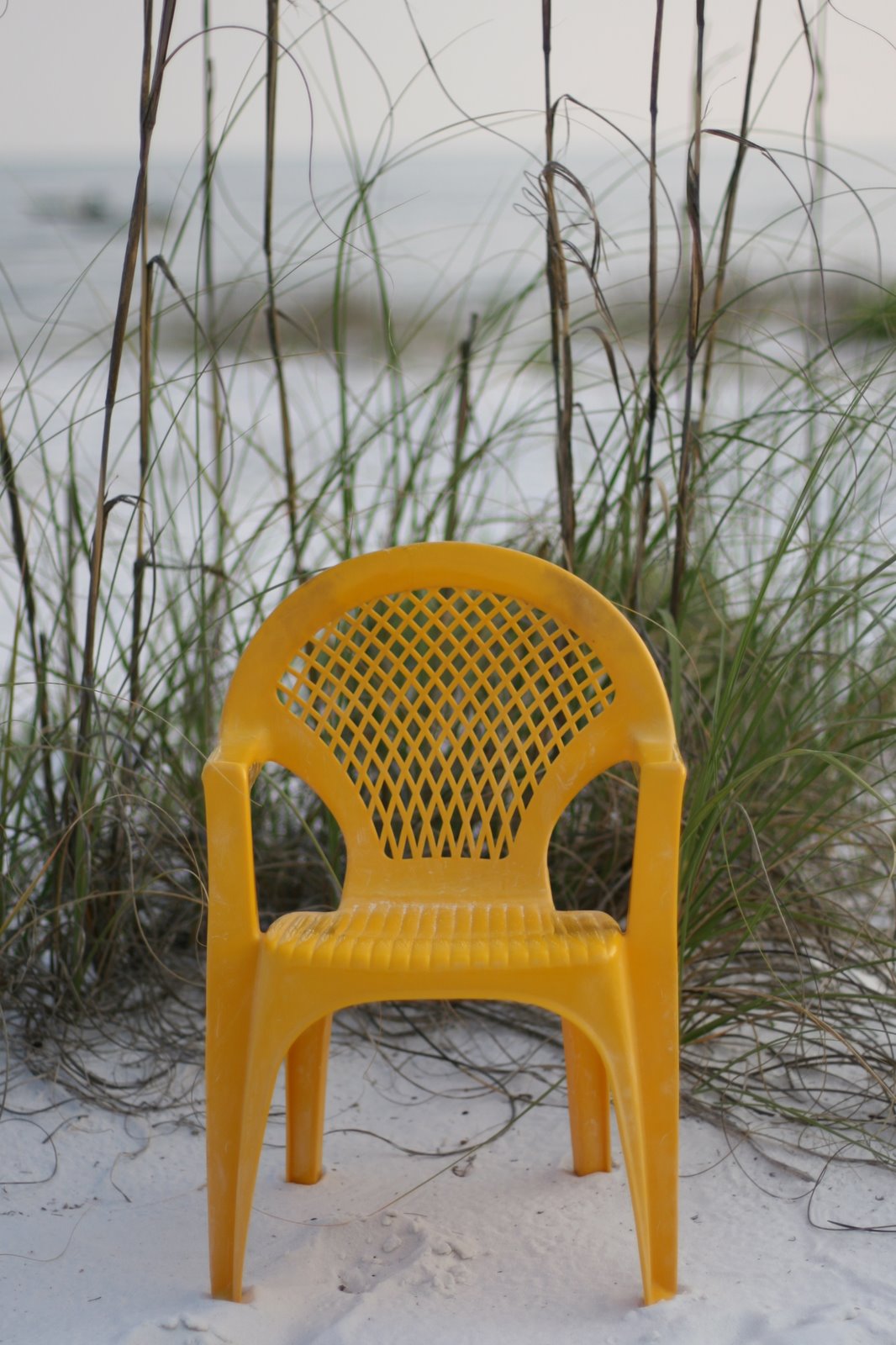 [little+yellow+chair.JPG]
