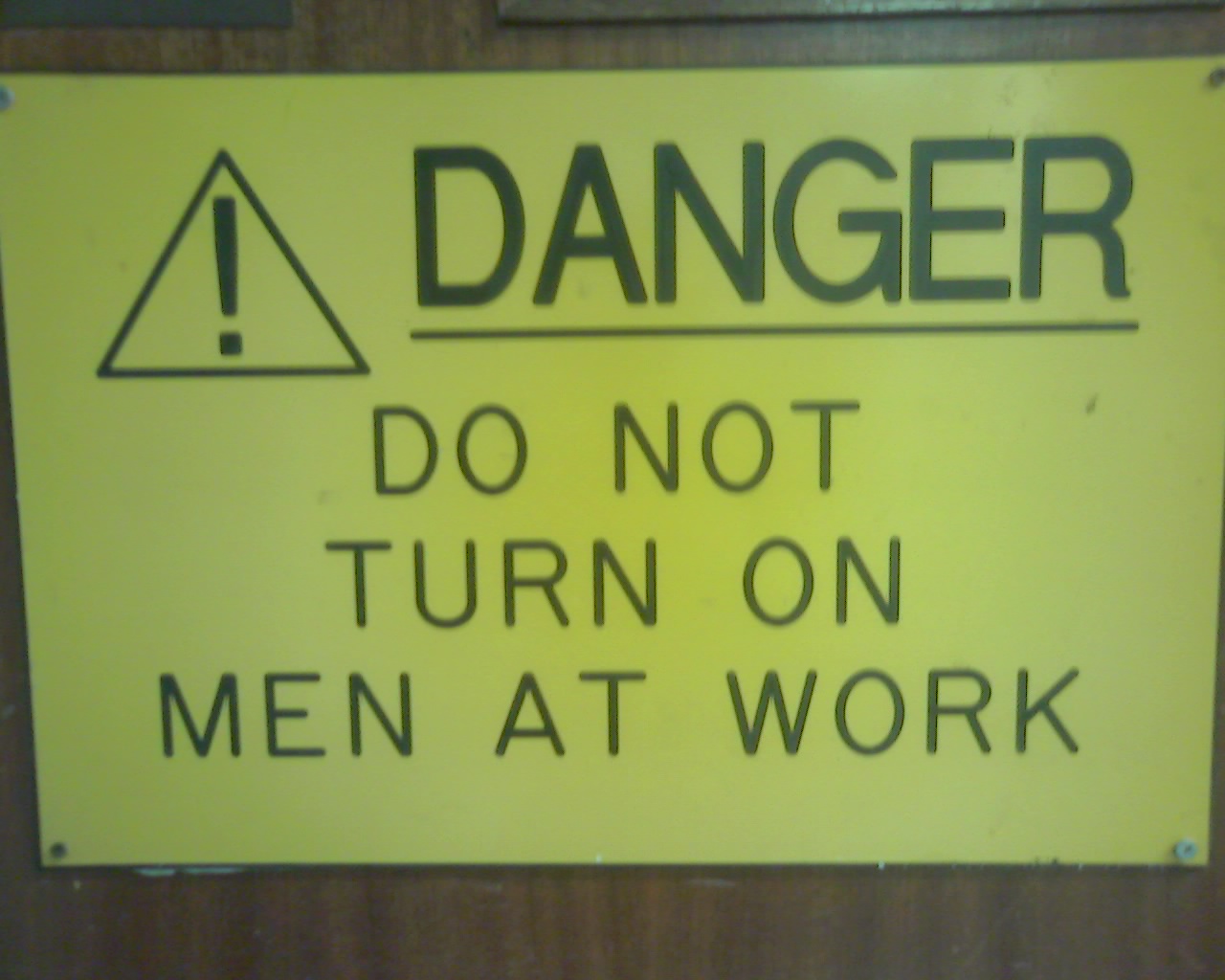[Funny+sign+men+at+work.jpg]