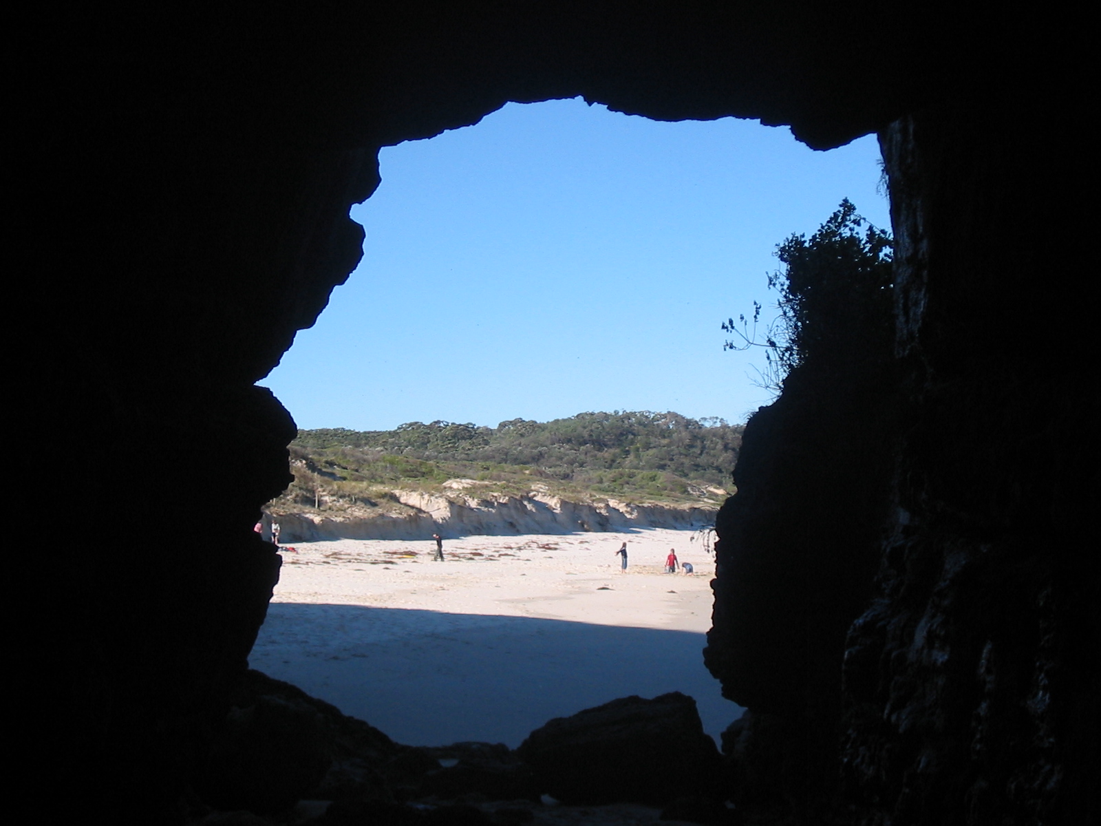 [cave+beach.JPG]