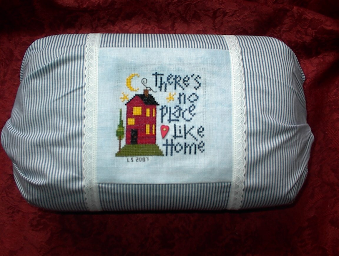 [PM_No_Place_Like_Home_pillow_10.07.jpg]